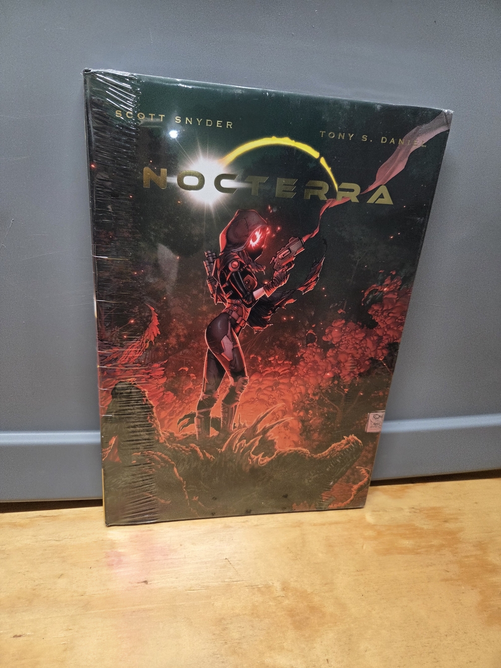 Nocterra Oversized Hardcover Kickstarter Signed Scott Snyder, Tony Daniel Prints